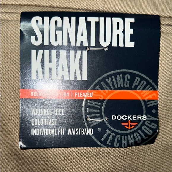 Signature Khaki Pants - Picture 3 of 4